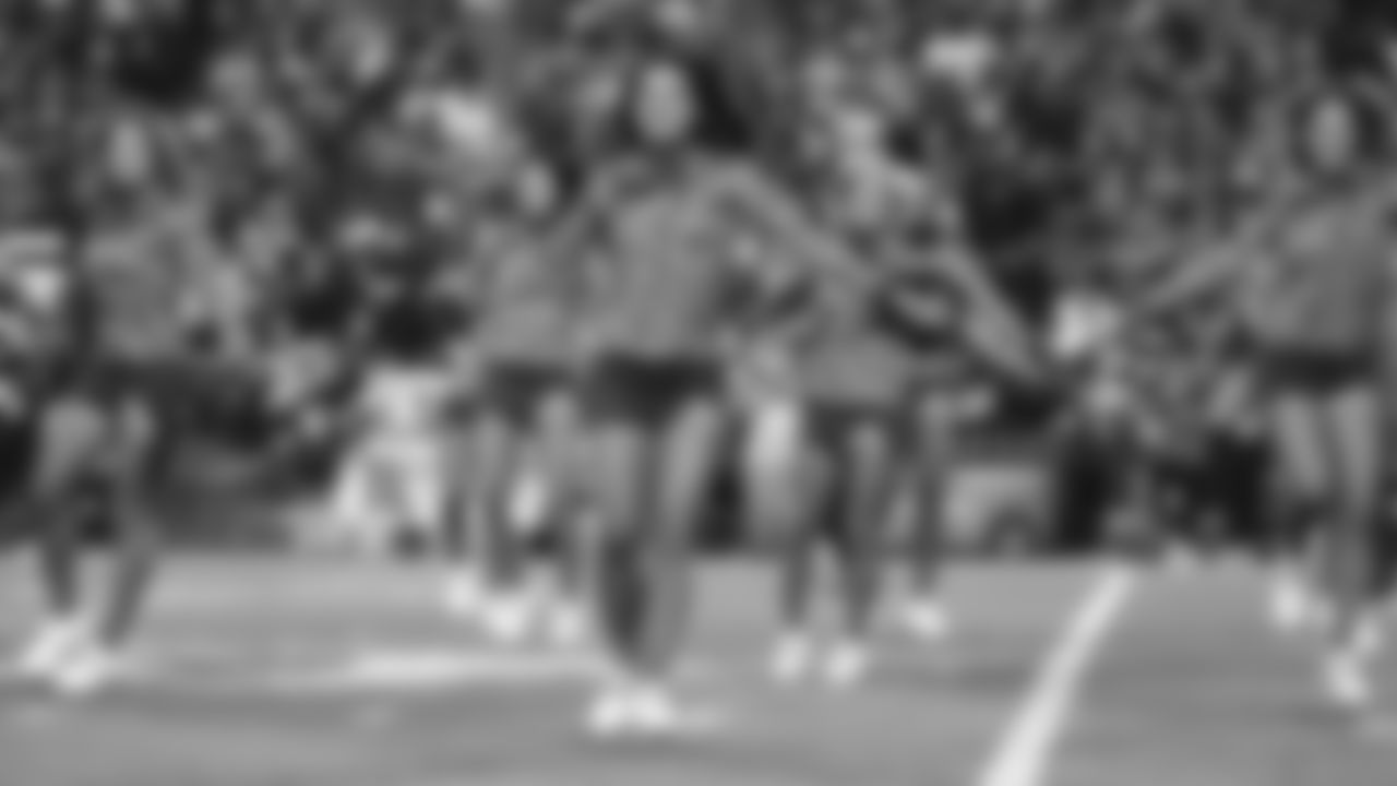 A Kansas City Chiefs Cheerleader before a week 8 NFL football game against the Washington Commanders, Monday, October 27, 2025, in Kansas City, MO.