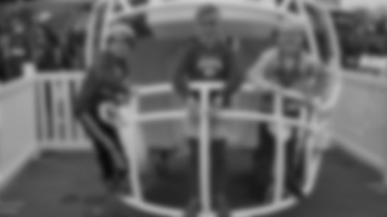 Fans prior to a week 12 NFL Football game against the Indianapolis Colts on Sunday, November 23, 2025 in Kansas City, MO