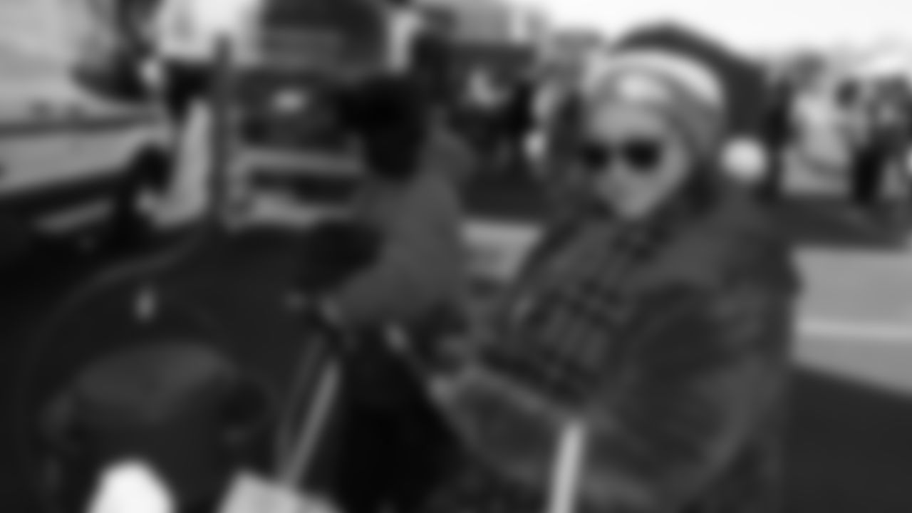 Fans giving to the Salvation Army prior to an NFL week 15 matchup against the Los Angeles Chargers, Sunday December 14, 2025.