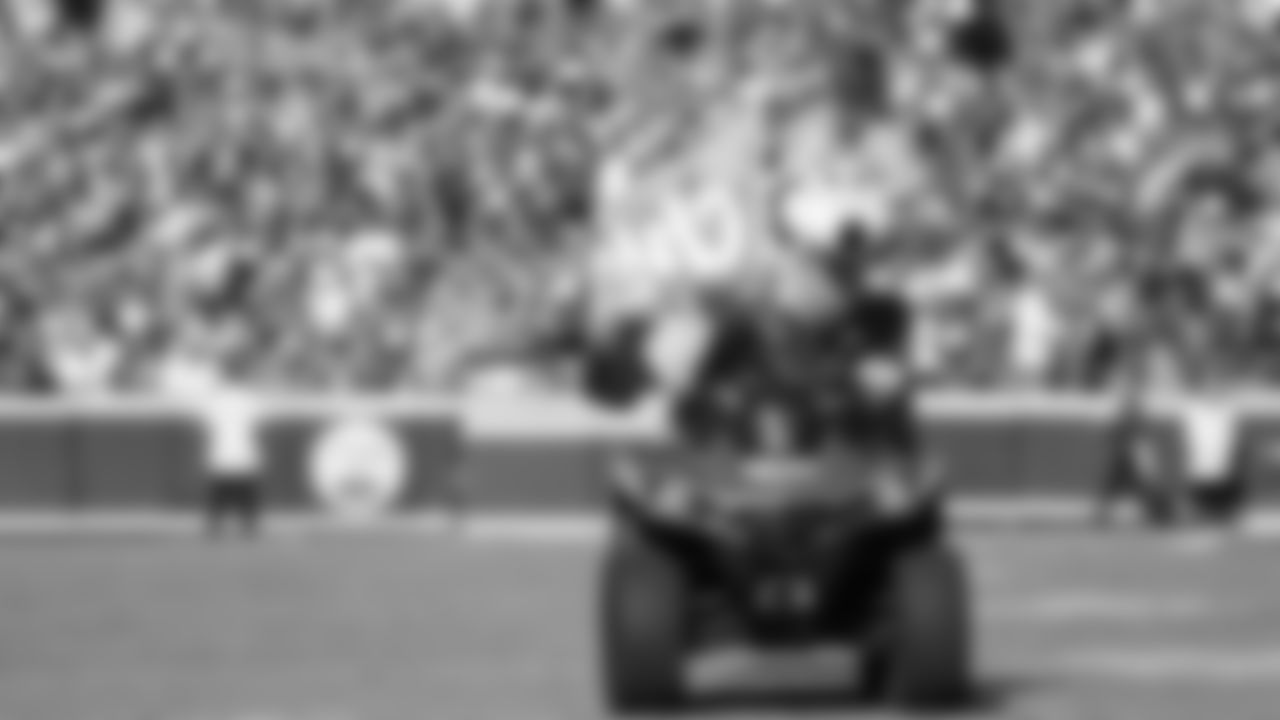 KC Wolf drives the KC Wolfmobile during a week 7 NFL Football game against the Las Vegas Raiders on Sunday, October 19, 2025.