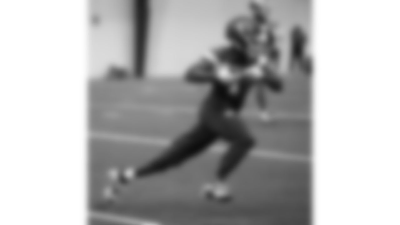 Kansas City Chiefs wide receiver Xavier Worthy (1) during a week 16 practice on Thursday, December 18, 2025 in Kansas City, MO.