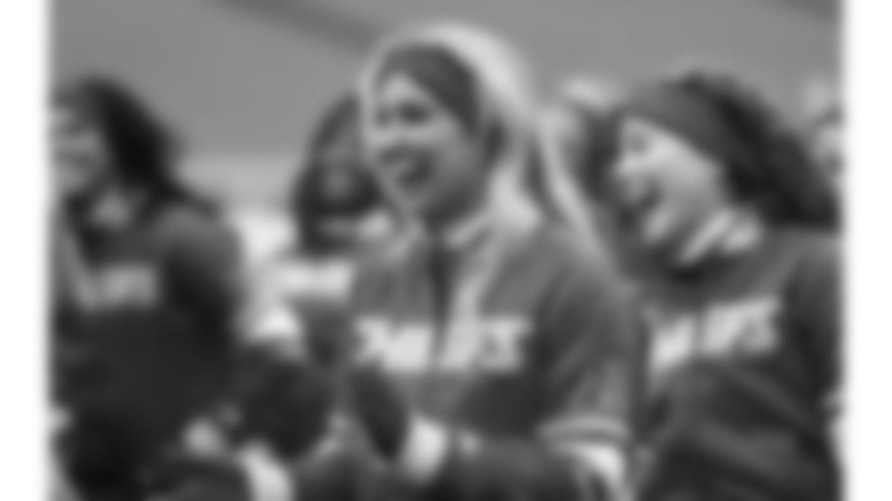 Kansas City Chiefs Cheerleaders practice on the field prior to a week 14 NFL Football game against the Houston Texans on Sunday, December 7, 2025 in Kansas City, MO.