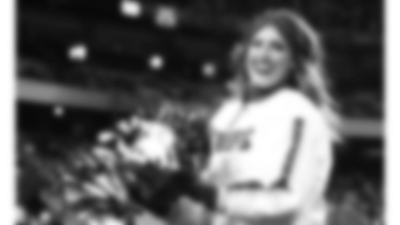 Kansas City Chiefs Cheerleaders during a week 14 NFL Football game against the Houston Texans on Sunday, December 7, 2025 in Kansas City, MO.