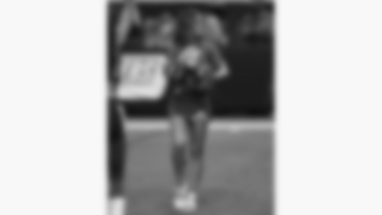 Kansas City Chiefs Cheerleader Sadie before the 2026 NFL Pro Bowl in San Francisco, California on Tuesday, February 3, 2026.