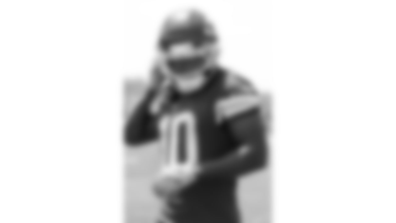 Kansas City Chiefs running back Isiah Pacheco (10) at practice during phase 3 of OTAs on Wednesday, June 11, 2025 in Kansas City, MO.
