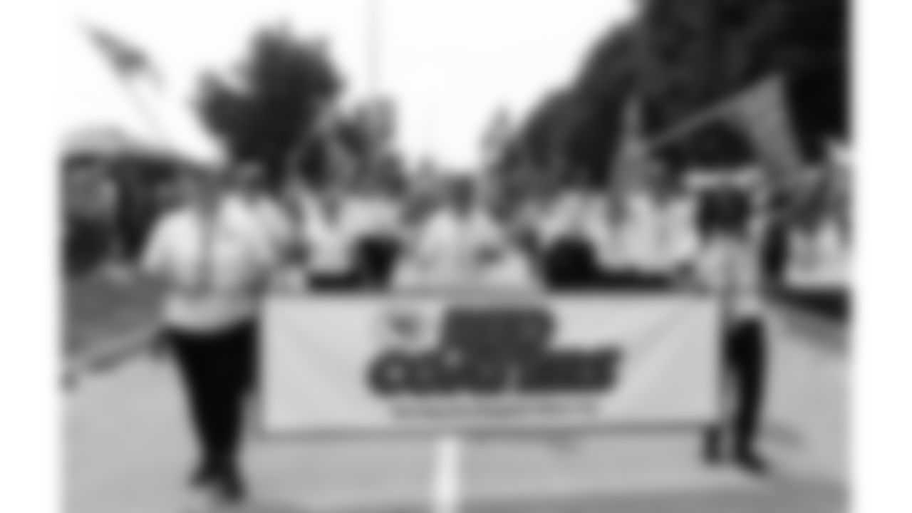 Kansas City Chiefs Red Coaters prior to a week 2 NFL football game against the Philadelphia Eagles on September 14, 2025 in Kansas City, MO.