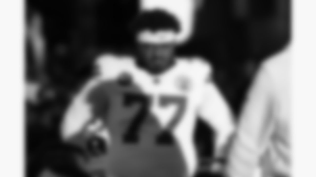 Kansas City Chiefs offensive lineman Jaylon Moore (77) on the sideline during a week 13 NFL Football game against the Dallas Cowboys on Thursday, November 27, 2025 in Dallas, Texas.