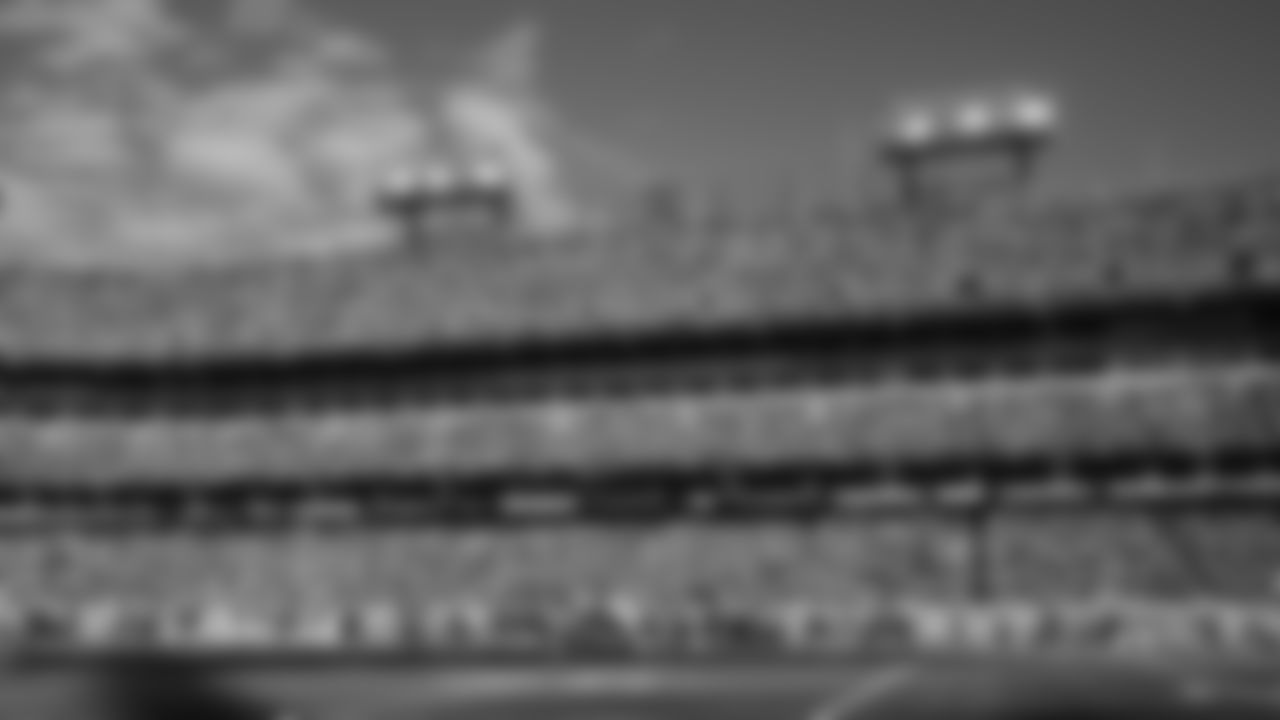 The Kansas City Chiefs defense on the field during a week 16 NFL Football game against the Tennessee Titans on Sunday, December 21, 2025 in Nashville, Tennessee.