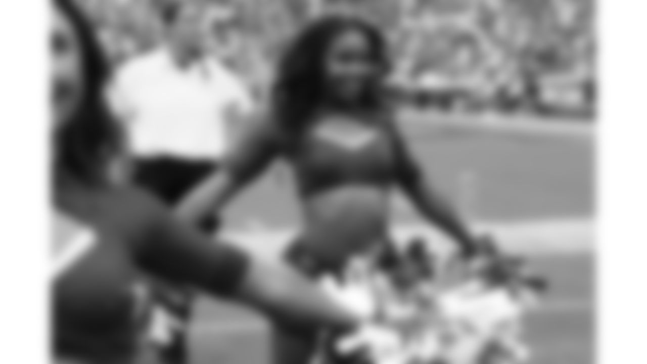 A Kansas City Chiefs Cheerleader during a week 2 NFL matchup against the Philadelphia Eagles on Sunday, September 15, 2025 in Kansas City, MO.