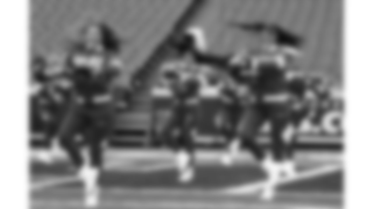 Kansas City Chiefs Cheerleaders practice on the field prior to a week 14 NFL Football game against the Houston Texans on Sunday, December 7, 2025 in Kansas City, MO.