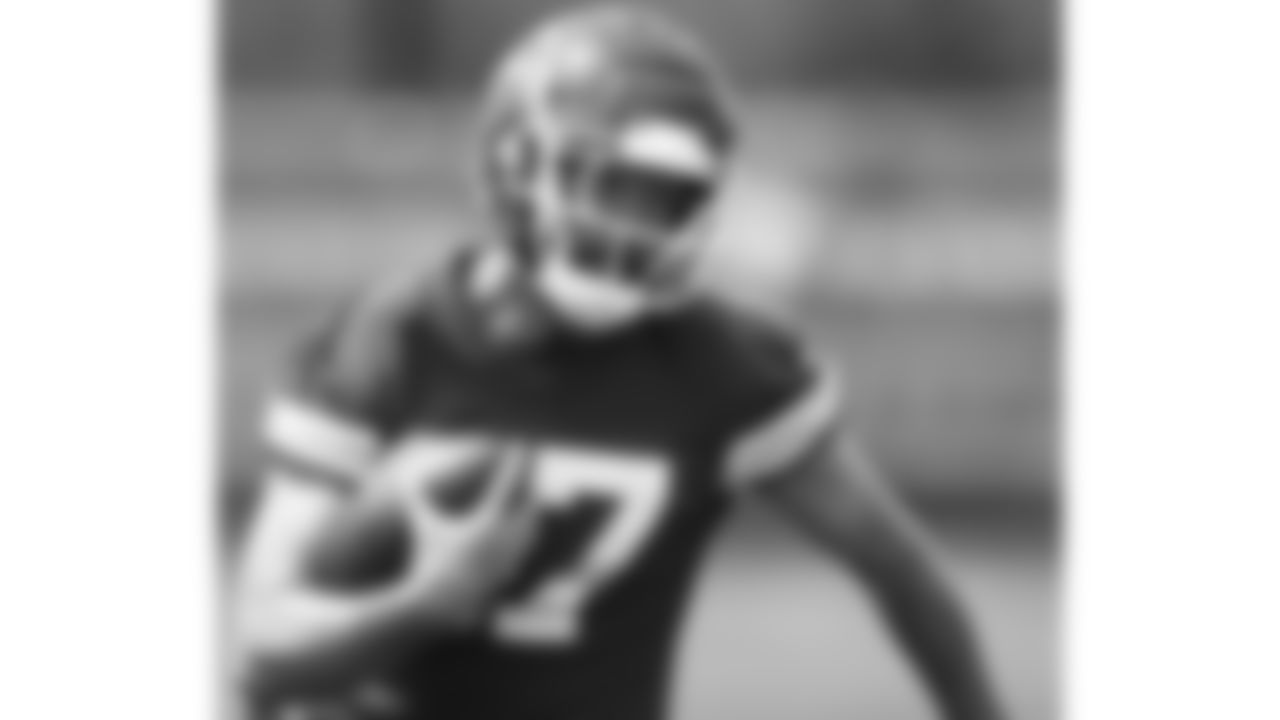 Kansas City Chiefs tight end Travis Kelce (87) at practice during day 1 of minicamp on Tuesday, June 11, 2024 in Kansas City, MO.