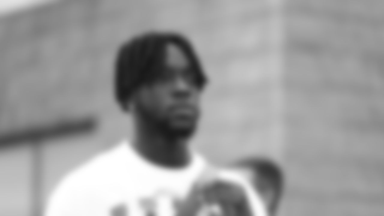 Kansas City Chiefs cornerback Ekow Boye-Doe (40) arrives for an NFL preseason week 3 matchup against the Chicago Bears, Thursday August 22, 2024