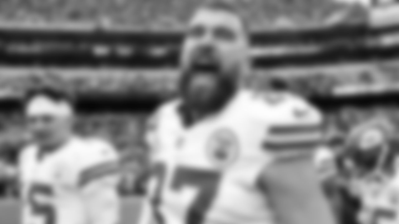 Kansas City Chiefs tight end Travis Kelce (87) yells prior to the AFC Championship Game against the Baltimore Ravens on Sunday, January 28, 2024 in Baltimore, MD.