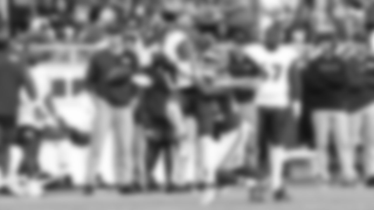 Kansas City Chiefs cornerback Trent McDuffie (22) breaks up a pass to Baltimore Ravens wide receiver Rashod Bateman (7) during the week 4 NFL football game, Sunday, September 28, 2025 in Kansas City, MO.