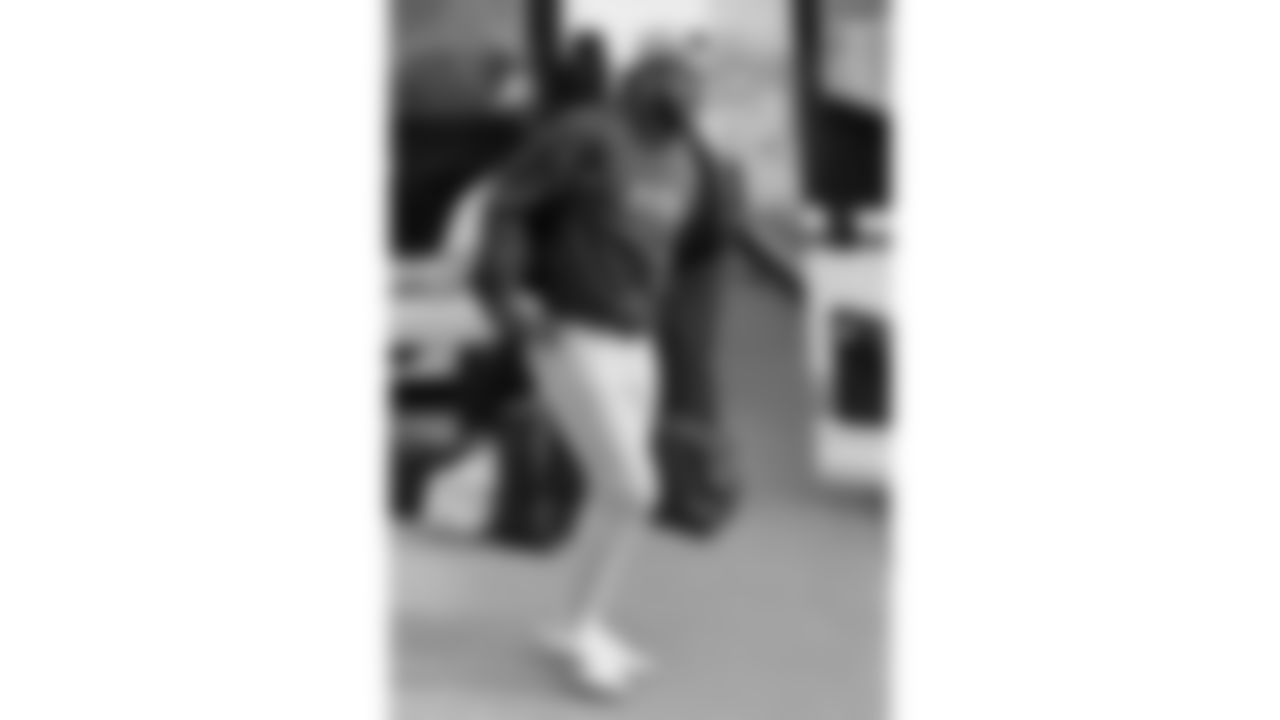 Kansas City Chiefs wide receiver JuJu Smith-Schuster (9) travels for a week 16 matchup with the Tennessee Titans Saturday December 20, 2025.