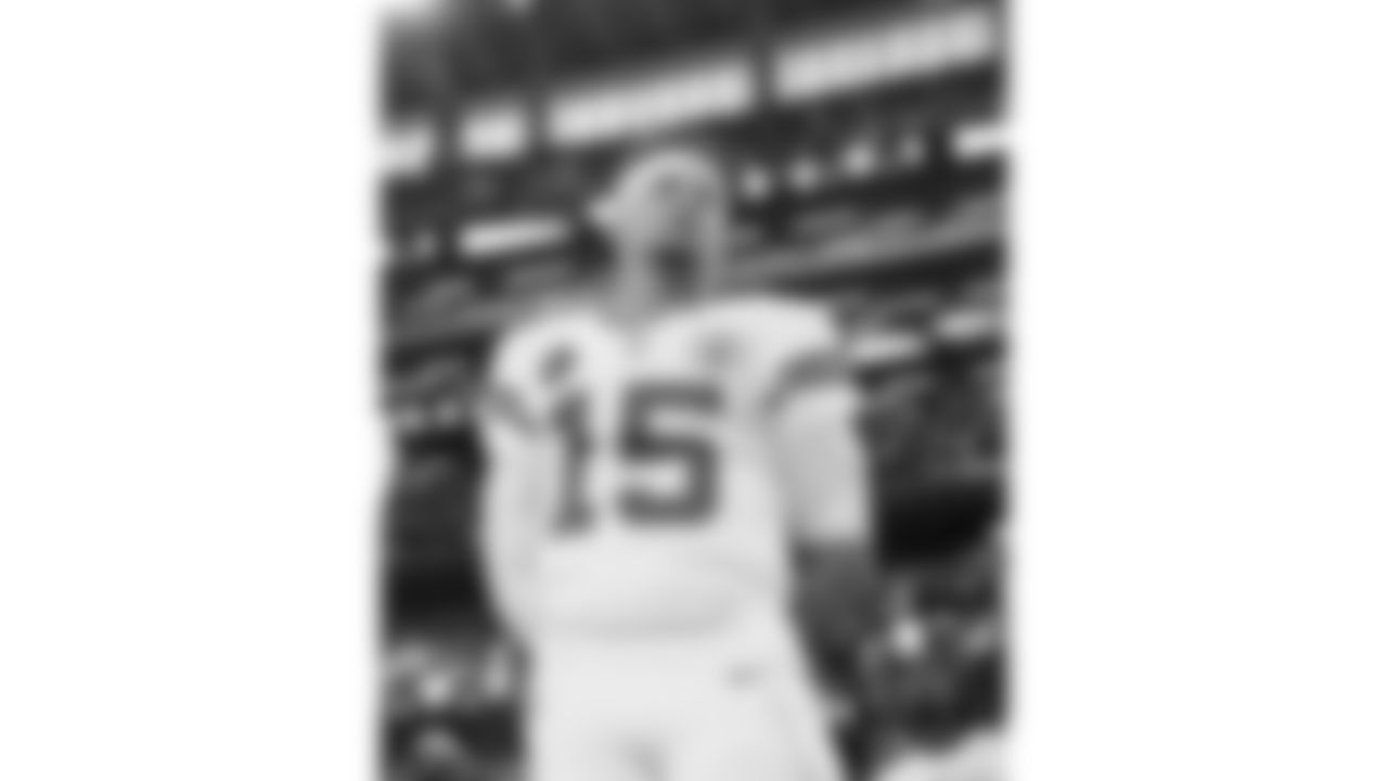 Kansas City Chiefs quarterback Patrick Mahomes (15) prior to a week 13 NFL football game against the Dallas Cowboys on Thursday, November 27, 2025 in Arlington, TX.