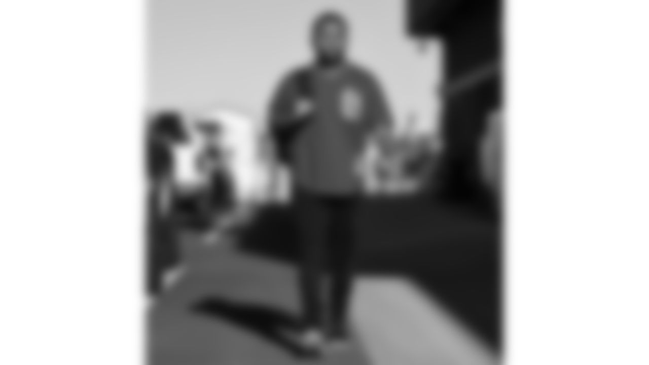 Kansas City Chiefs Offensive quality control coach Dan Williams arrives prior to a week 7 NFL Football game against the Las Vegas Raiders on Sunday, October 19, 2025 in Kansas City, MO.