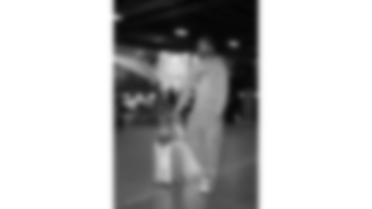 Kansas City Chiefs cornerback Kristian Fulton (8) arrives prior to a week 11 NFL Football game against the Denver Broncos on Sunday, November 16, 2025 in Denver, Colorado.