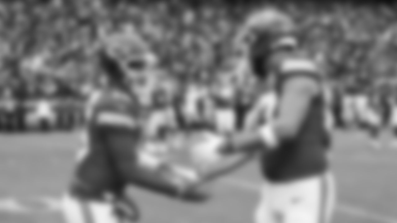 The Kansas City Chiefs face off against the Las Vegas Raiders at GEHA Field at Arrowhead Stadium on December 25, 2023.