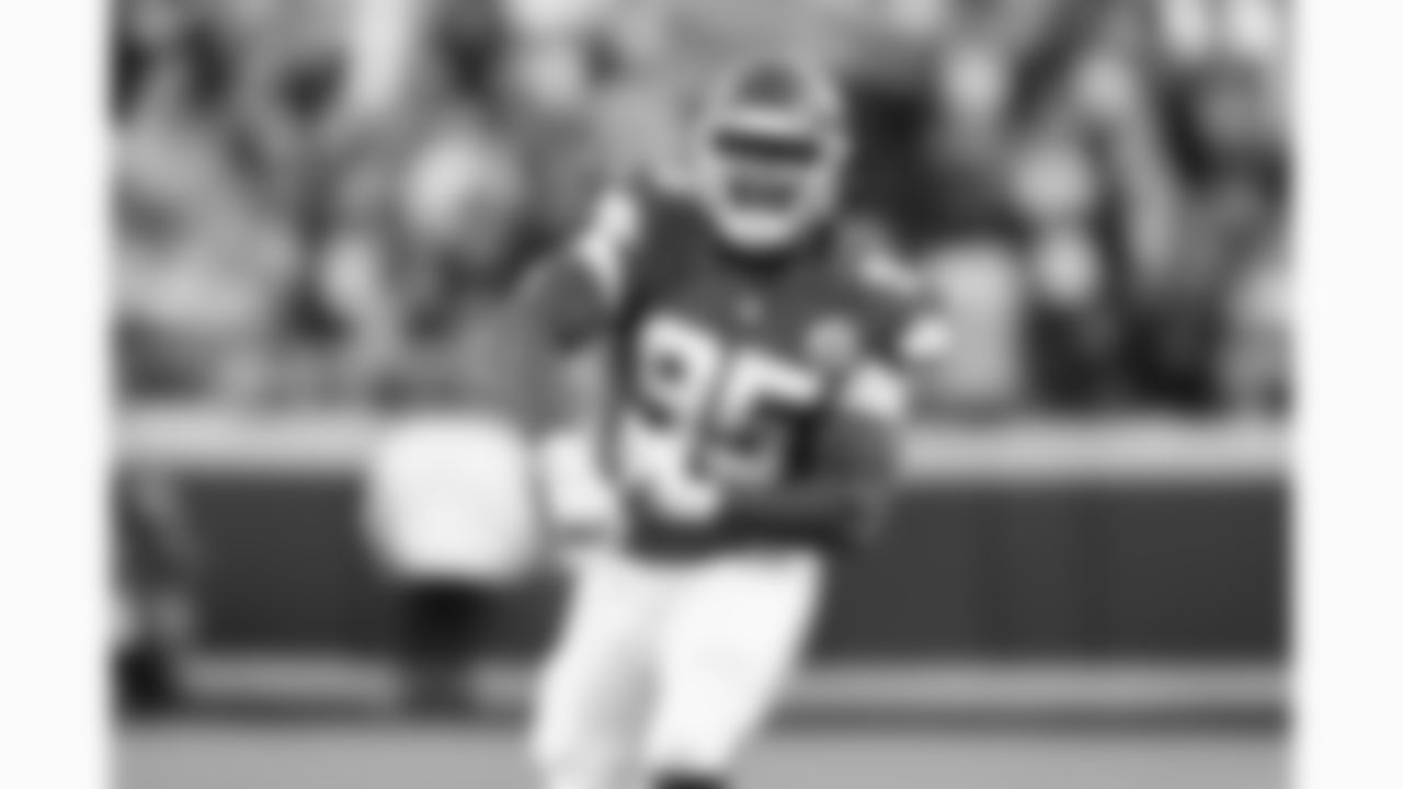 Kansas City Chiefs defensive tackle Chris Jones (95) celebrates during a week 12 NFL football game against the Indianapolis Colts, Sunday, November 23, 2025 in Kansas City, MO.