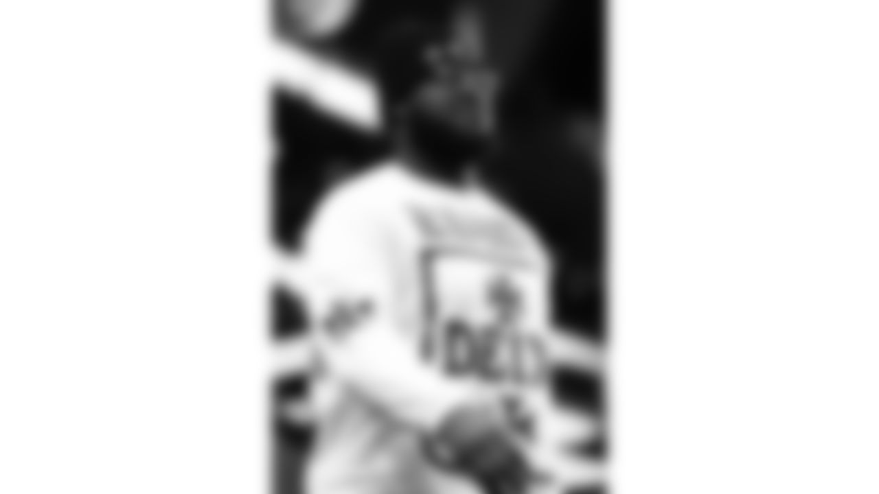 Kansas City Chiefs guard Trey Smith (65) arrives at Allegiant Stadium for a week 18 NFL football game against the Las Vegas Raiders, Sunday, January 4, 2026 in Las Vegas, NV.