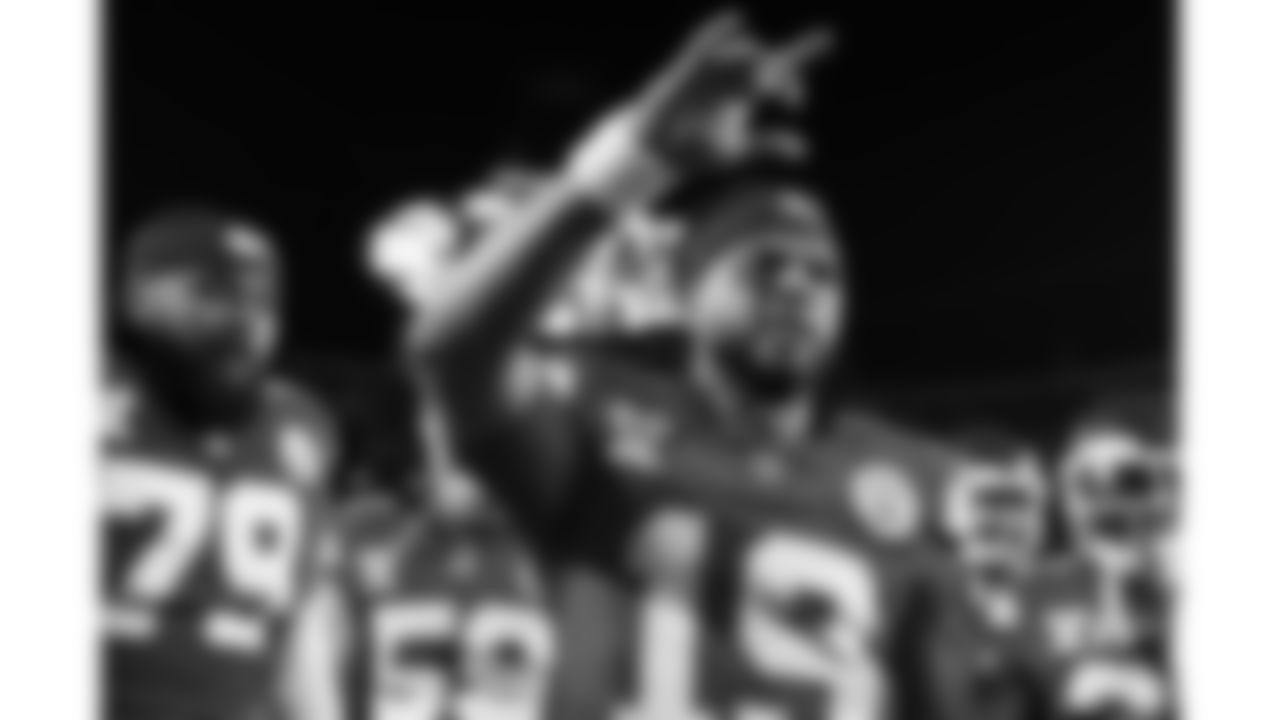 Kansas City Chiefs quarterback Chris Oladokun (19) addresses the team on the field prior to a week 17 NFL football game against the Denver Broncos, Thursday, December 25, 2025 in Kansas City, MO.