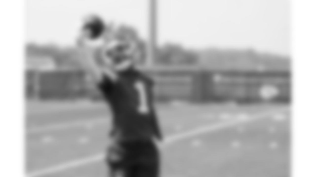 Kansas City Chiefs wide receiver Xavier Worthy (1) practices during phase 3 of OTAs on Wednesday, June 4, 2025 in Kansas City, MO.