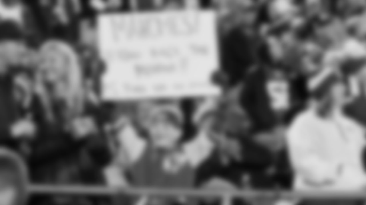 Fan during a week 8 NFL Football game against the Washington Commanders on Monday, October 27, 2025 in Kansas City, MO.