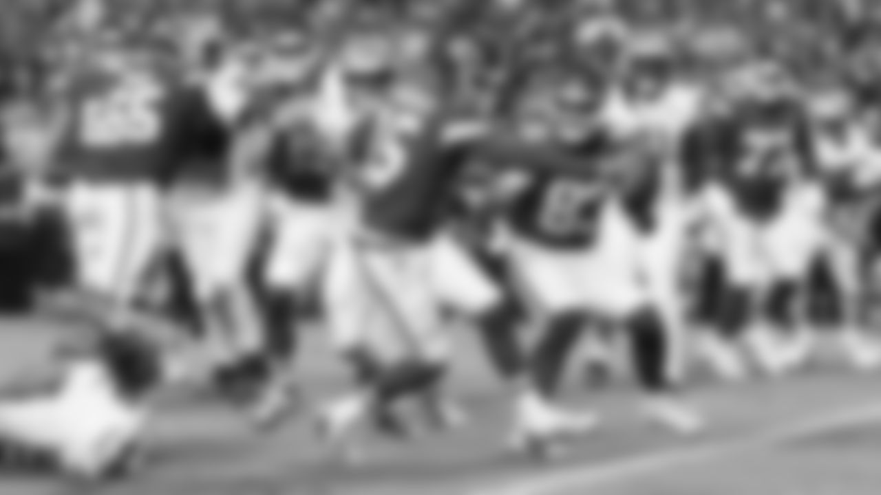 Kansas City Chiefs quarterback Patrick Mahomes (15) scores a touchdown during a week 6 NFL Football game against the Detroit Lions on Sunday, October 12, 2025 in Kansas City, MO.