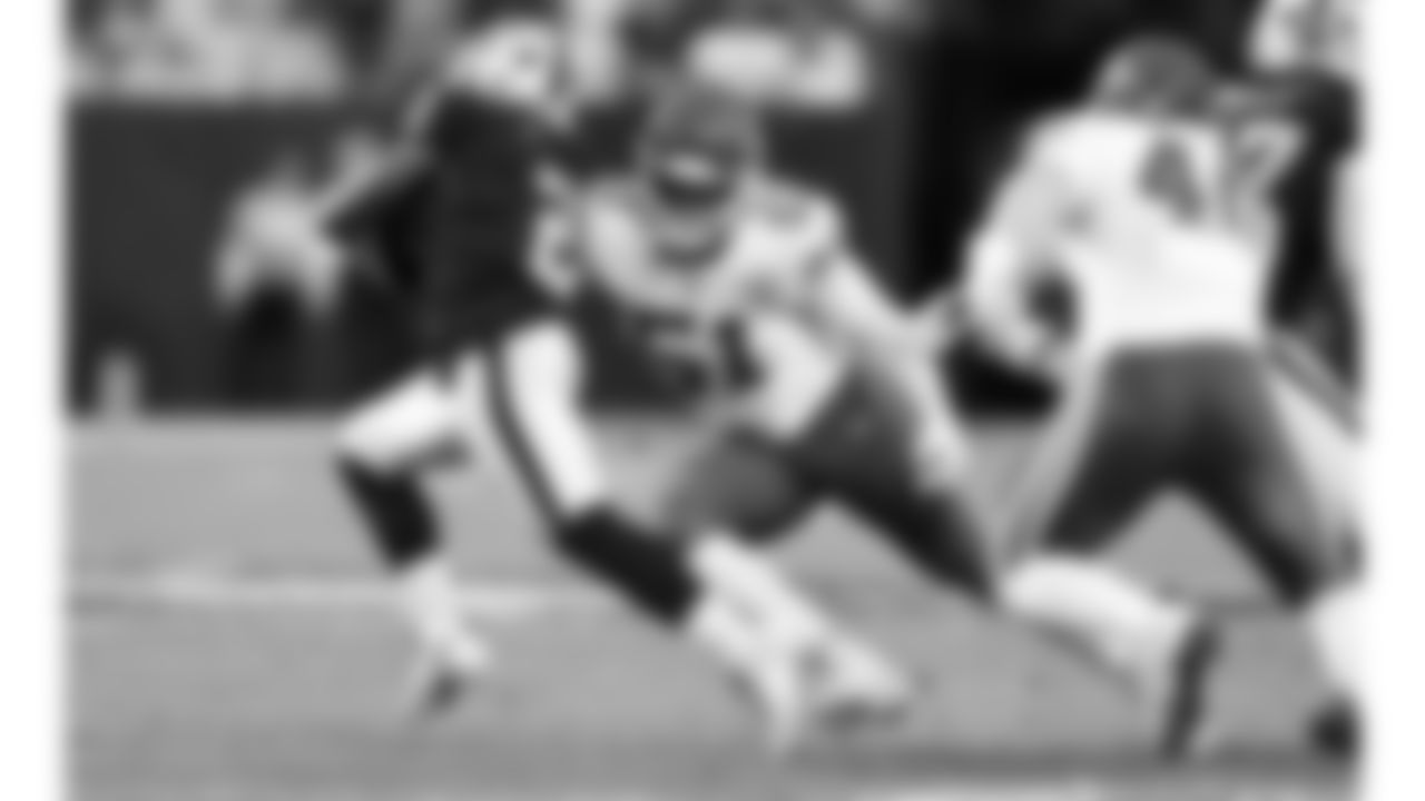 Kansas City Chiefs defensive end Mike Danna (51) in action during a week 18 NFL football game against the Las Vegas Raiders, Sunday, January 4, 2026 in Las Vegas, NV.