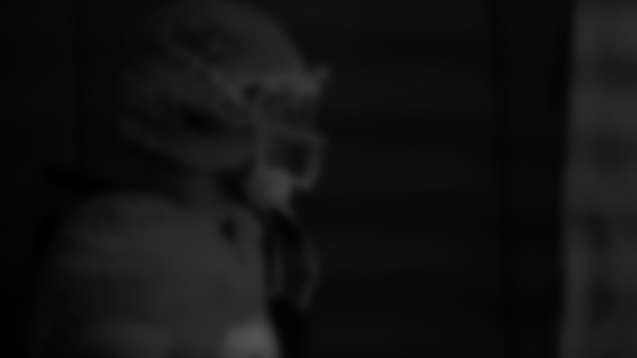 Kansas City Chiefs tight end Travis Kelce (87) prepares to run onto the field prior to a week 8 NFL Football game against the Washington Commanders on Monday, October 27, 2025 in Kansas City, MO.