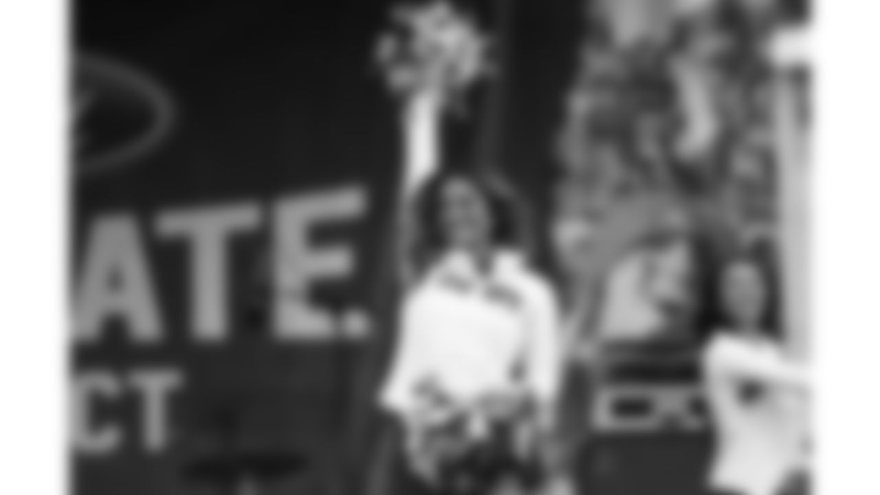 Kansas City Chiefs Cheerleaders before a week 12 NFL football game against the Indianapolis Colts, Sunday, November 23, 2025 in Kansas City, MO.