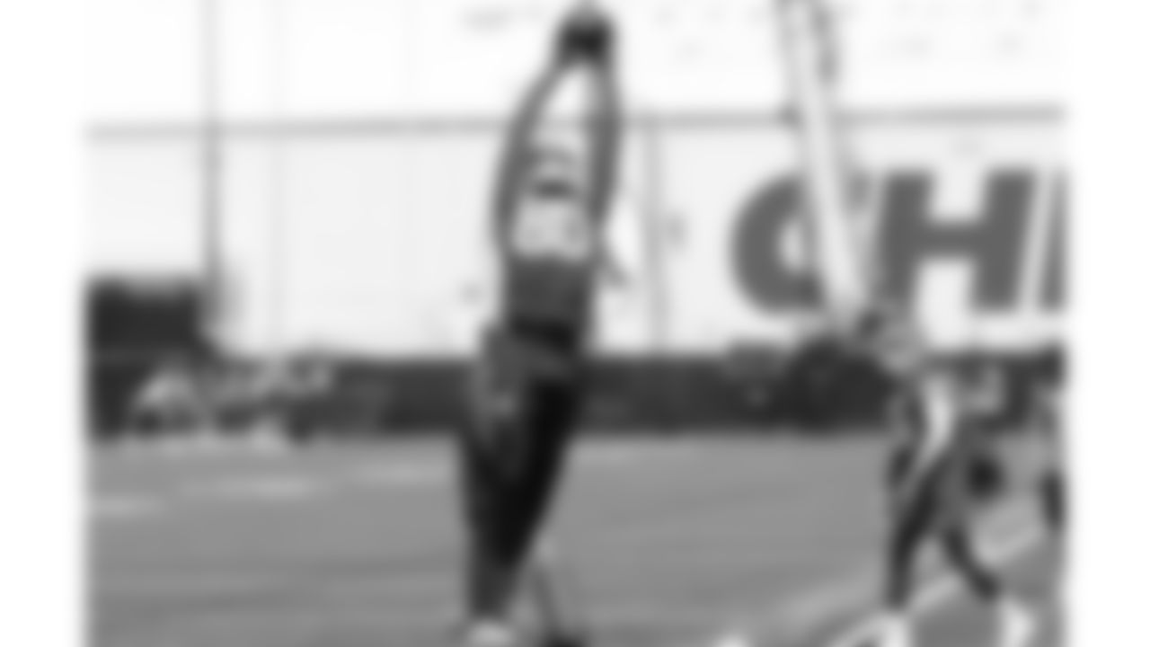 Kansas City Chiefs wide receiver Elijhah Badger (80) practices during phase 3 of OTAs on Monday June 10, 2025 in Kansas City, MO.