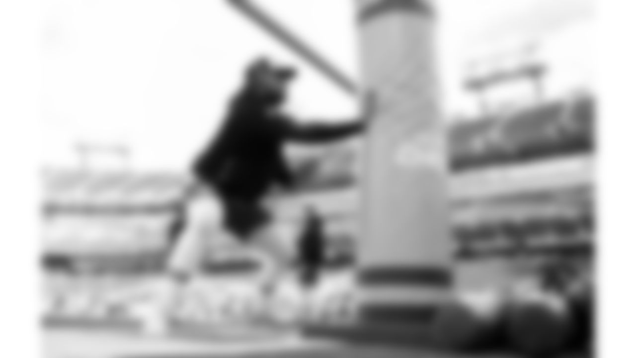 Kansas City Chiefs offensive lineman Mike Caliendo (66) warms up prior to a week 16 NFL Football game against the Tennessee Titans on Sunday, December 21, 2025 in Nashville, Tennessee.