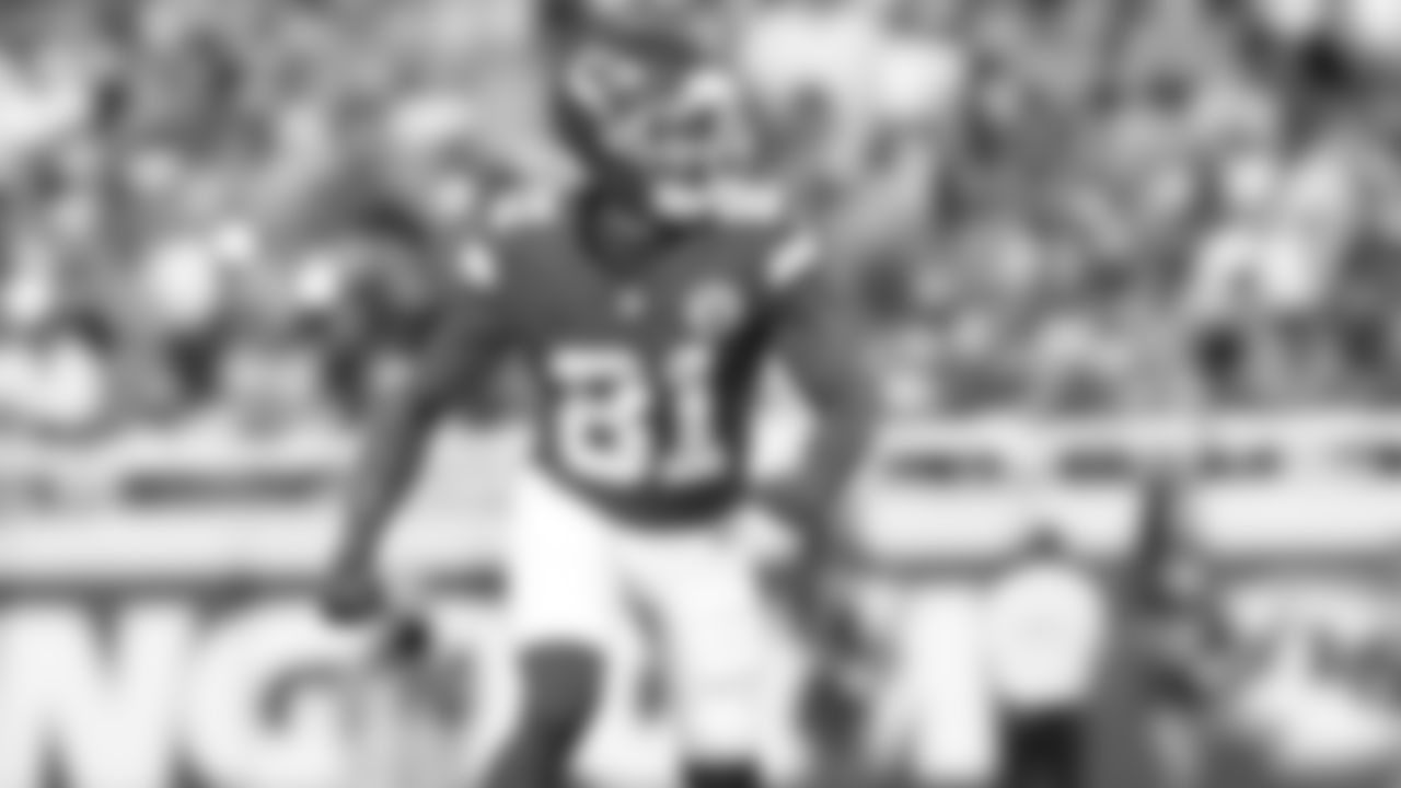 Kansas City Chiefs wide receiver Nikko Remigio (81) runs down the field during a preseason week 3 NFL football game against the Chicago Bears, Friday, August 22, 2025 in Kansas City, MO.