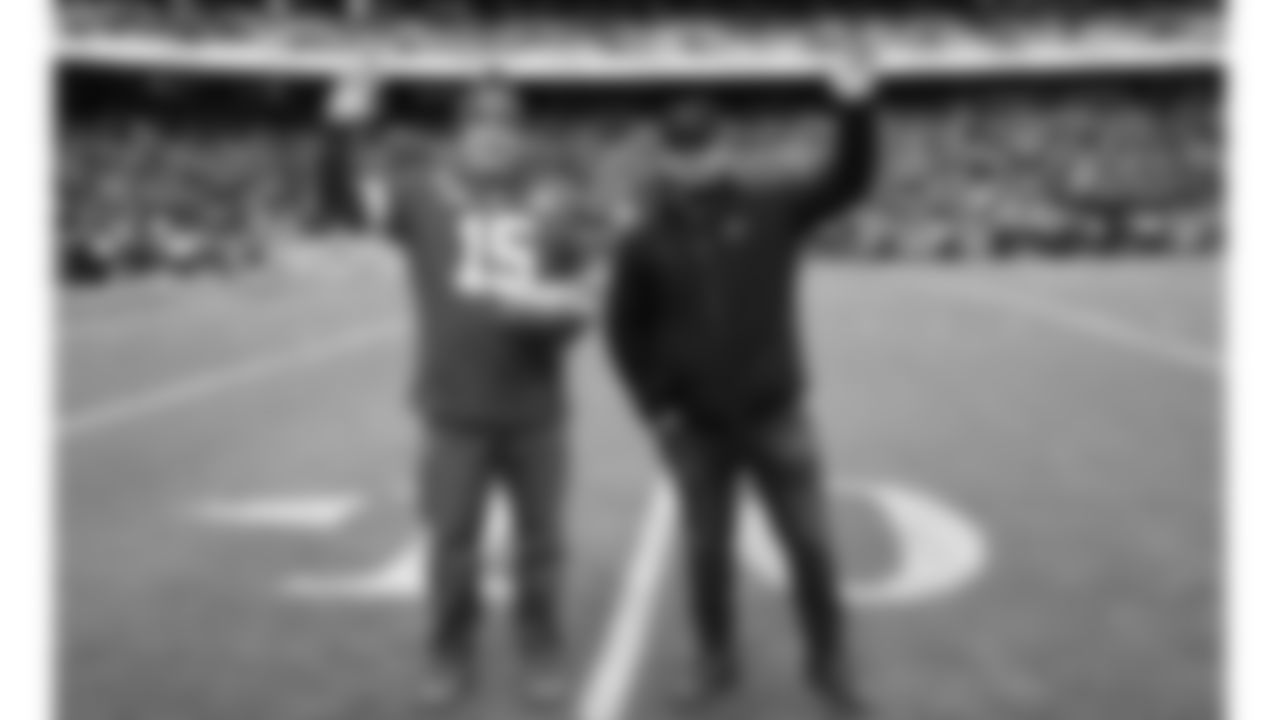 The Kansas City Chiefs face off against the Cincinnati Bengals at GEHA Field at Arrowhead Stadium on December 31, 2023.
