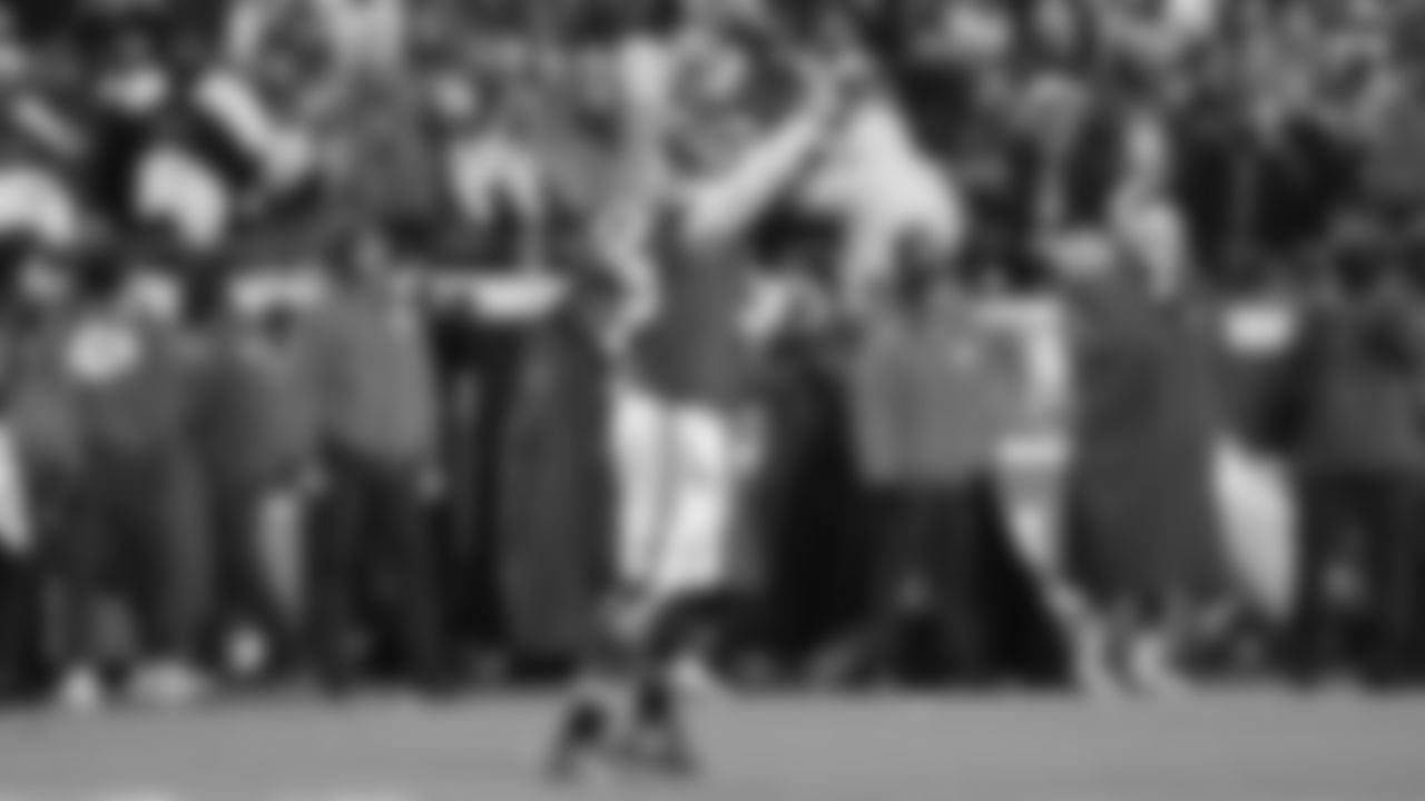 Kansas City Chiefs defensive tackle Chris Jones (95) celebrates during an NFL week 14 matchup against the Houston Texans, Sunday December 7, 2025.