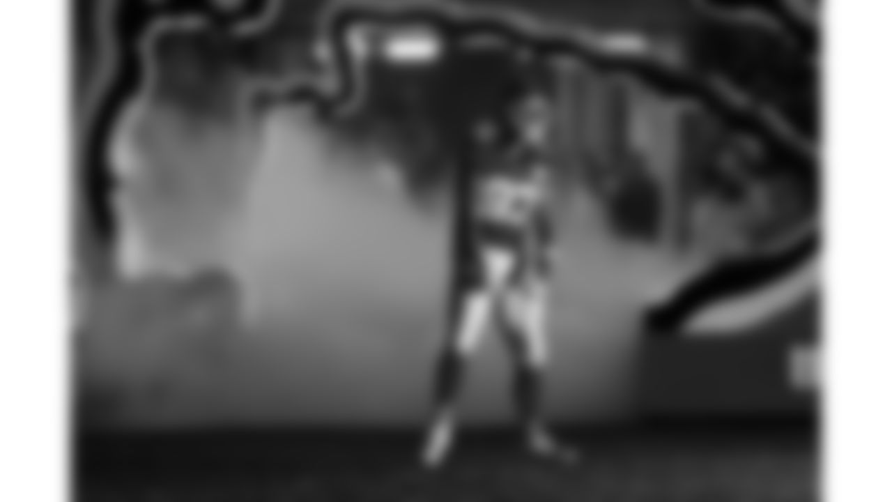 Kansas City Chiefs tight end Travis Kelce (87) runs out during player introductions prior to a week 14 NFL football game against the Houston Texans, Sunday, December 7, 2025 in Kansas City, MO.