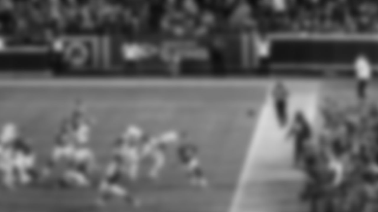 Kansas City Chiefs running back Brashard Smith (24) runs the ball during a week 17 NFL football game against the Denver Broncos, Thursday, December 25, 2025 in Kansas City, MO.