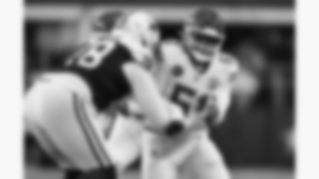 Kansas City Chiefs defensive end Mike Danna (51) in action during a week 13 NFL Football game against the Dallas Cowboys on Thursday, November 27, 2025 in Dallas, Texas.