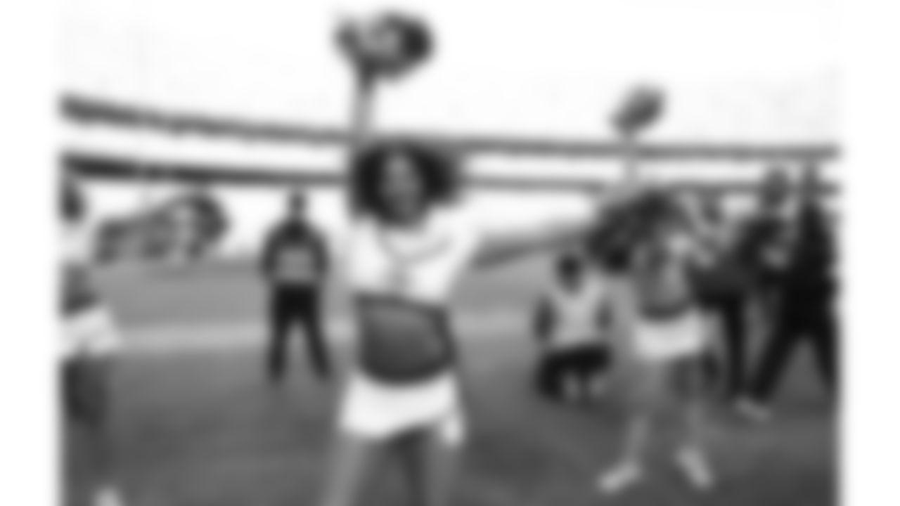 A Kansas City Chiefs Cheerleader during a week 12 NFL football game against the Indianapolis Colts, Sunday, November 23, 2025 in Kansas City, MO.