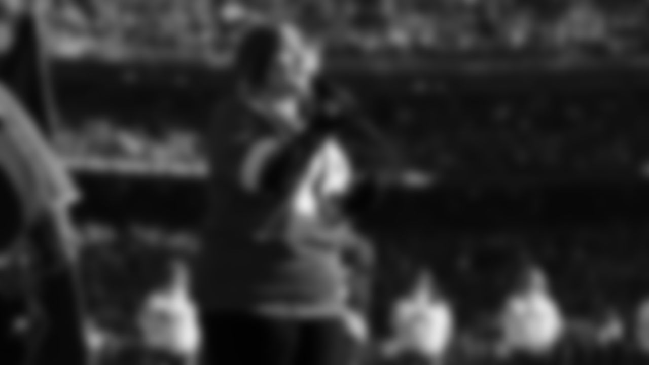 Ruby Leigh sings the National Anthem prior to an NFL week 15 matchup against the Los Angeles Chargers, Sunday December 14, 2025.