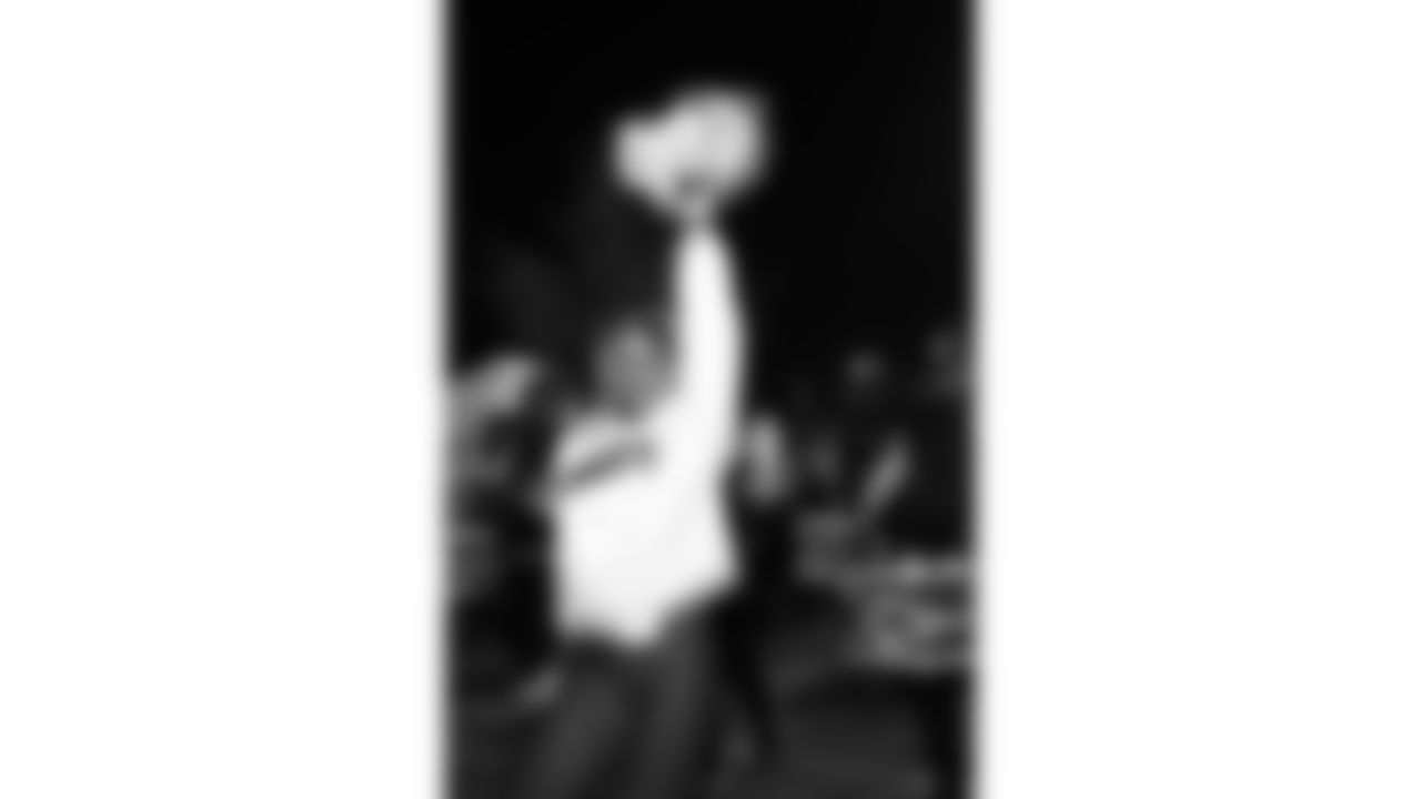 Kansas City Chiefs Cheerleaders at the pregame parade prior to a week 14 NFL Football game against the Houston Texans on Sunday, December 7, 2025 in Kansas City, MO.