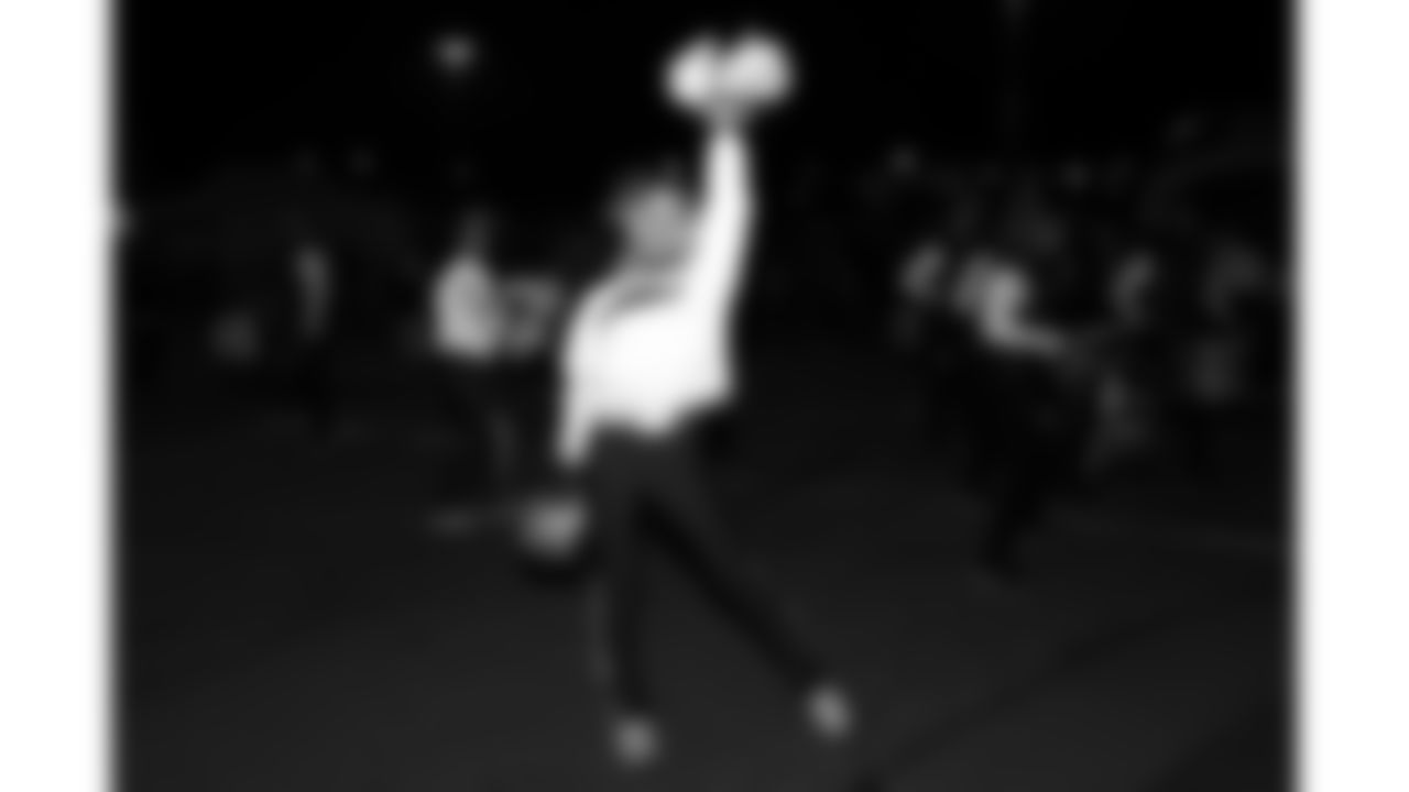 Kansas City Chiefs Cheerleaders at the pregame parade prior to a week 14 NFL Football game against the Houston Texans on Sunday, December 7, 2025 in Kansas City, MO.