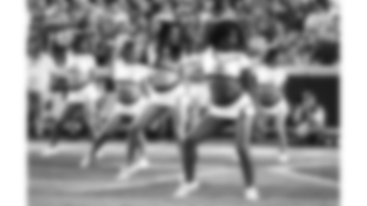 Kansas City Chiefs Cheerleaders during the week 6 NFL football game against the Detroit Lions, Sunday, October 12, 2025 in Kansas City, MO.