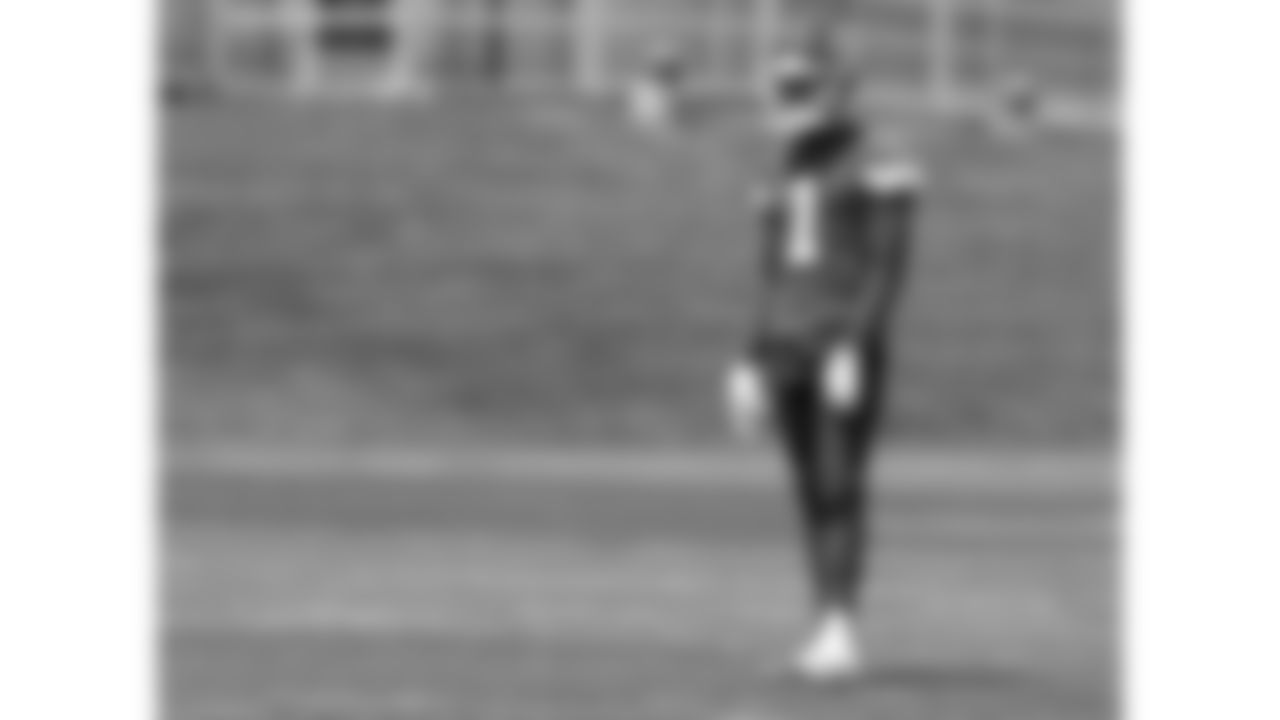 Kansas City Chiefs wide receiver Xavier Worthy (1) practices during phase 3 of OTAs on Monday June 2, 2025 in Kansas City, MO.
