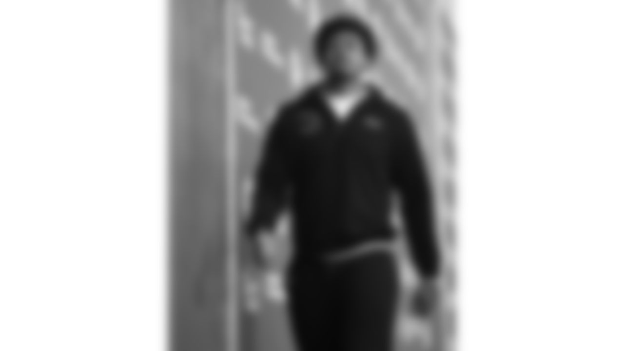 Kansas City Chiefs tight end Tre Watson (49) arrives prior to an NFL week 17 matchup against the Denver Broncos, Thursday, December 25, 2025.