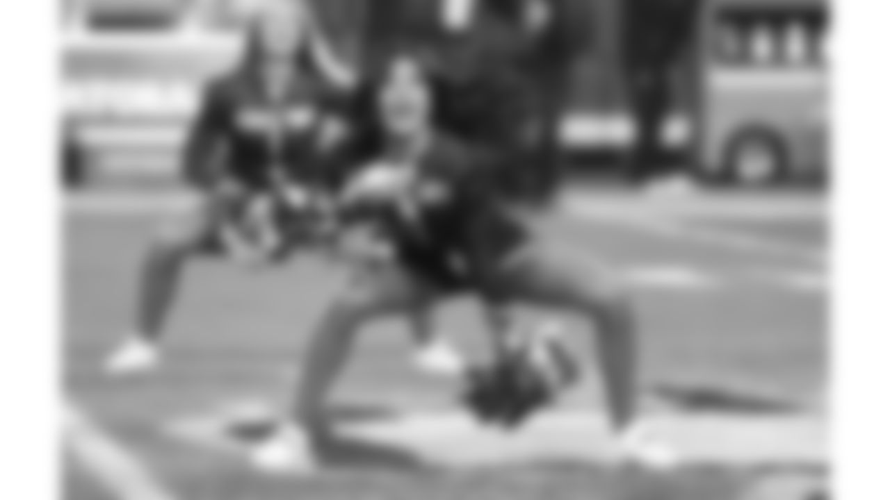 The Kansas City Chiefs Cheerleaders and Entertainment teams prior to a week 17 NFL Football game against the Denver Broncos on December 25, 2025 in Kansas City, MO.