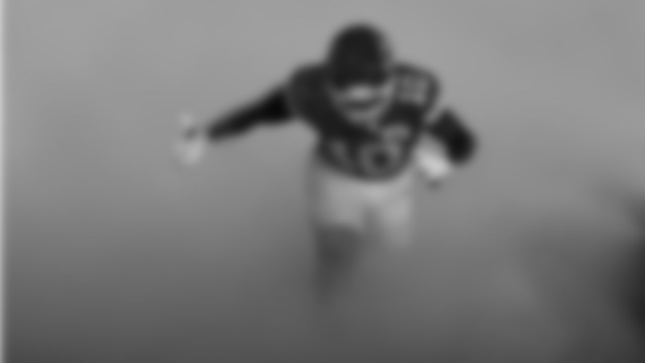 Kansas City Chiefs running back Isiah Pacheco (10) runs out during player introductions prior to a week 14 NFL football game against the Houston Texans, Sunday, December 7, 2025 in Kansas City, MO.