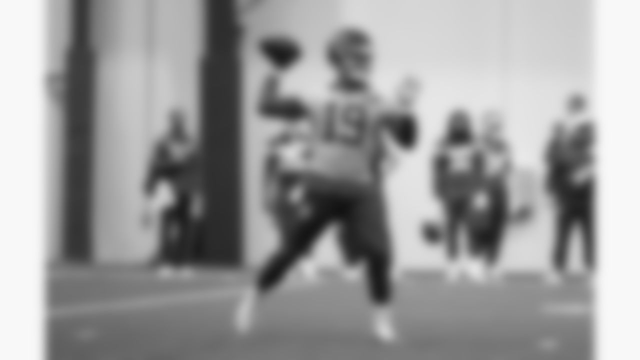 Kansas City Chiefs quarterback Chris Oladokun (19) during a week 18 practice on Friday, January 2, 2026 in Kansas City, MO.